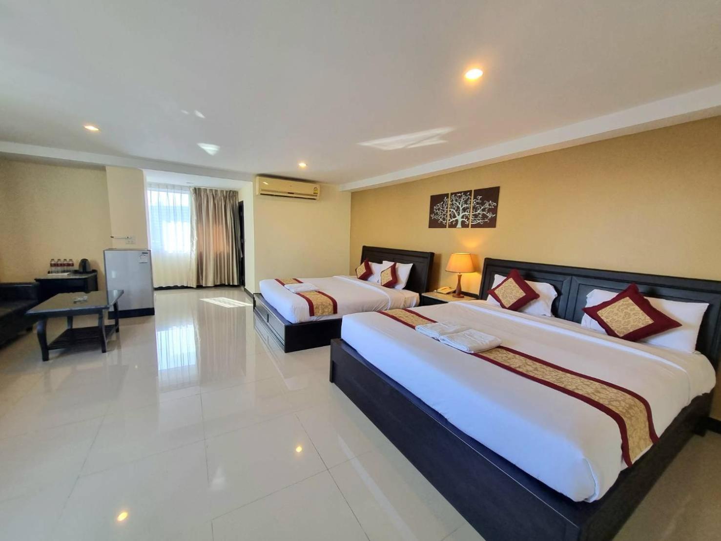 เดอะ แกรนด์ เดย์ ไนท์  Hotel Pattaya ภายนอก รูปภาพ
