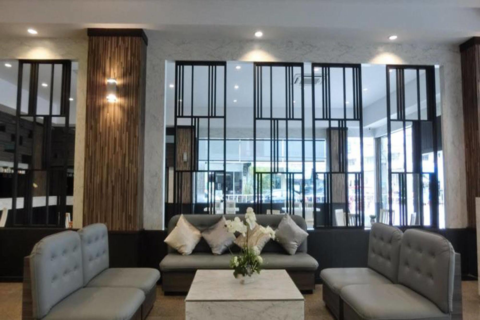 เดอะ แกรนด์ เดย์ ไนท์  Hotel Pattaya ภายนอก รูปภาพ