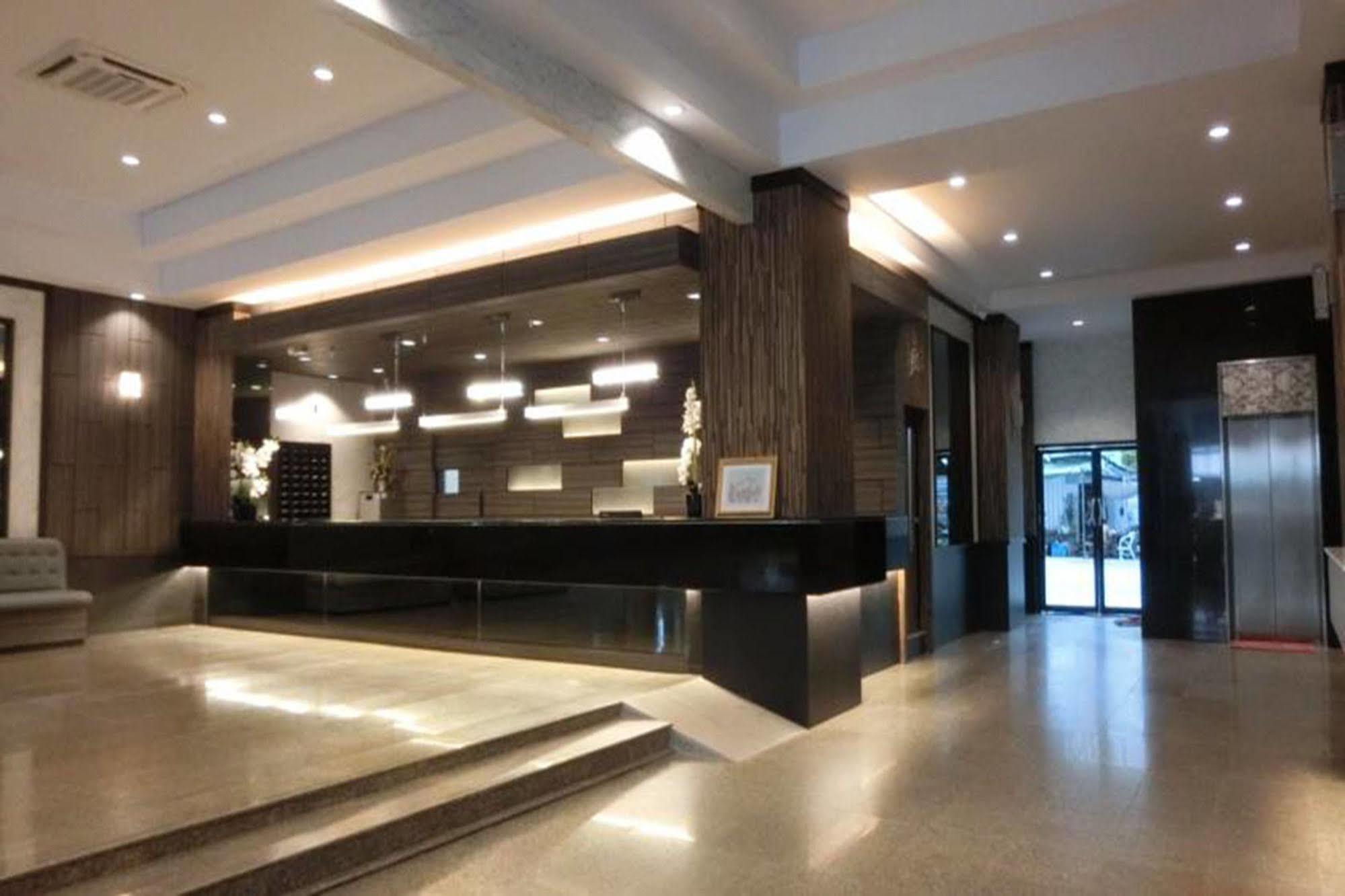 เดอะ แกรนด์ เดย์ ไนท์  Hotel Pattaya ภายนอก รูปภาพ